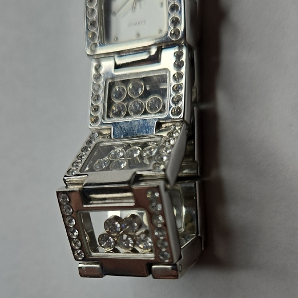 Victoria Weick Beverly Hills Ladies Watch - Untested - Picture 3 of 7